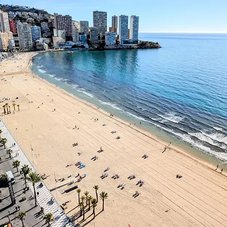 Beachfront With Garage Apartamento